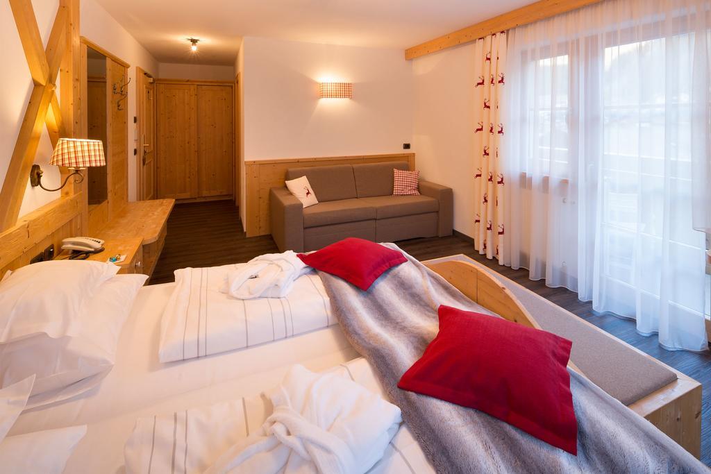 Hotel Somont Selva di Val Gardena Exterior foto