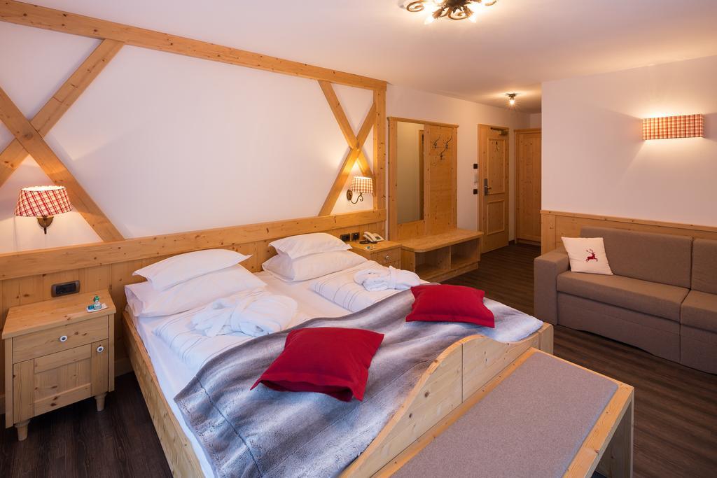 Hotel Somont Selva di Val Gardena Exterior foto