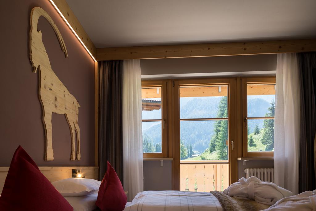 Hotel Somont Selva di Val Gardena Exterior foto