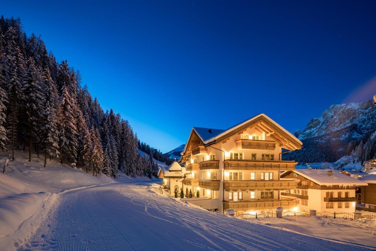 Hotel Somont Selva di Val Gardena Exterior foto